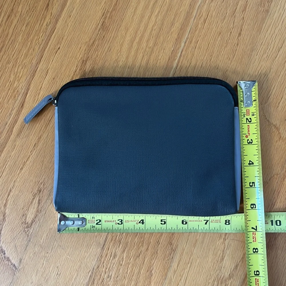 Tumi delta bag